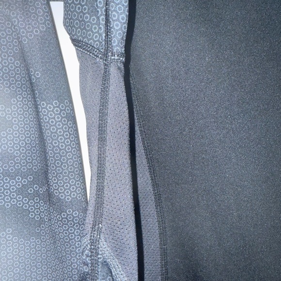 Men’s Reebok Exercise Shirt - Picture 3 of 4